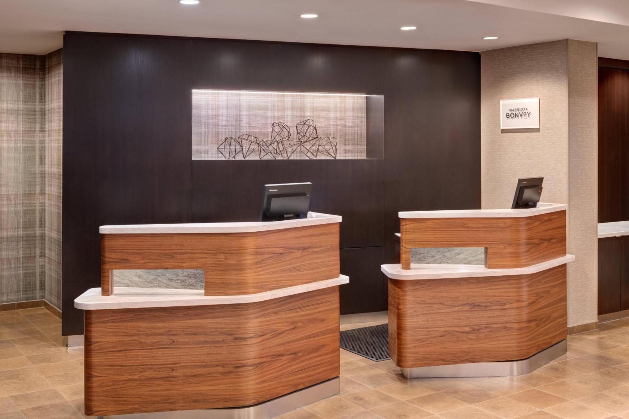 Hotel Courtyard By Marriott Pittsburgh Washington Meadow Lands Exterior foto